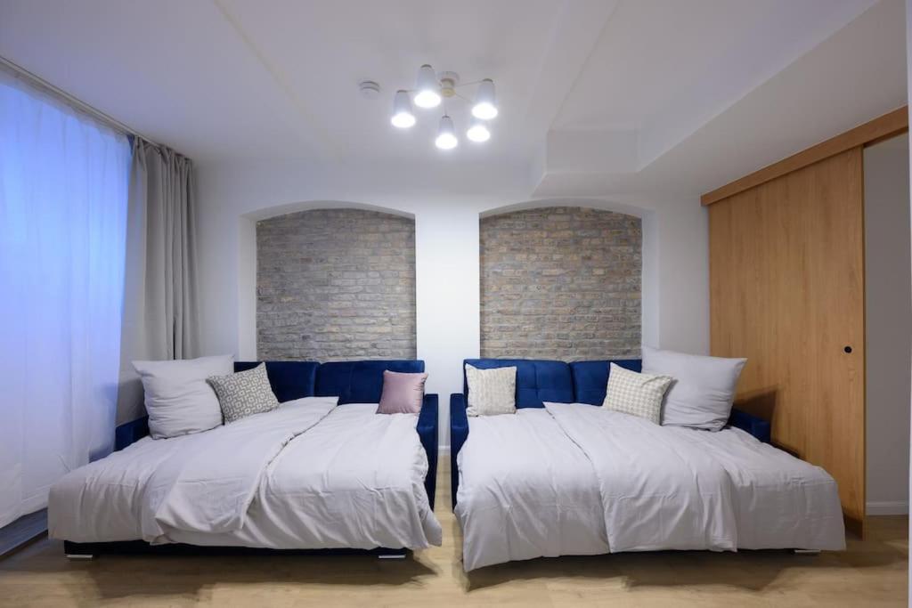 Huge Designer In Mitte 120 Sqm * Berlin