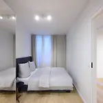 Huge Designer Apartment In Mitte 120 Sqm